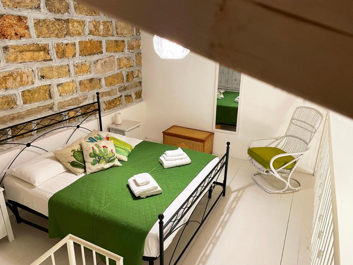 Baglio Reale Apartments Palermo Bagian luar foto
