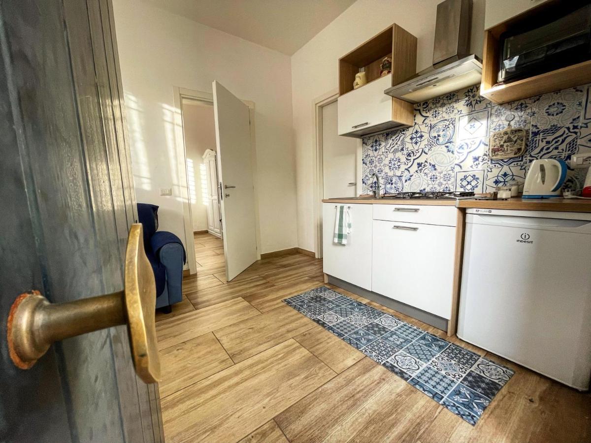 Baglio Reale Apartments Palermo Bagian luar foto